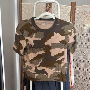 Madewell Camouflage Print Cropped Tee in Green and Brown